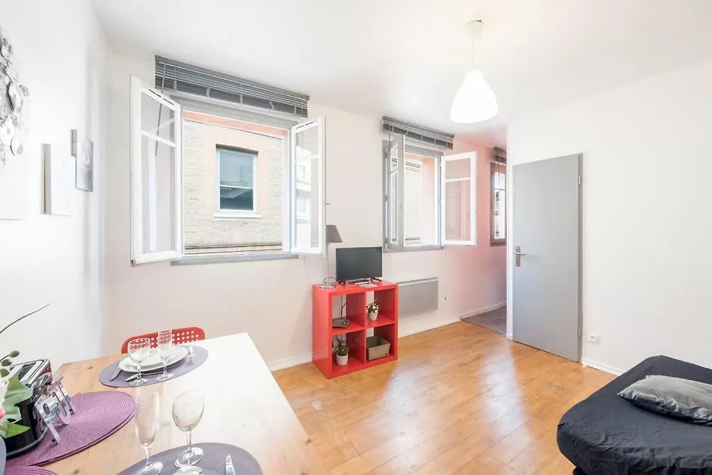 studio cosy et calme hypercentre Toulouse 0*,  France